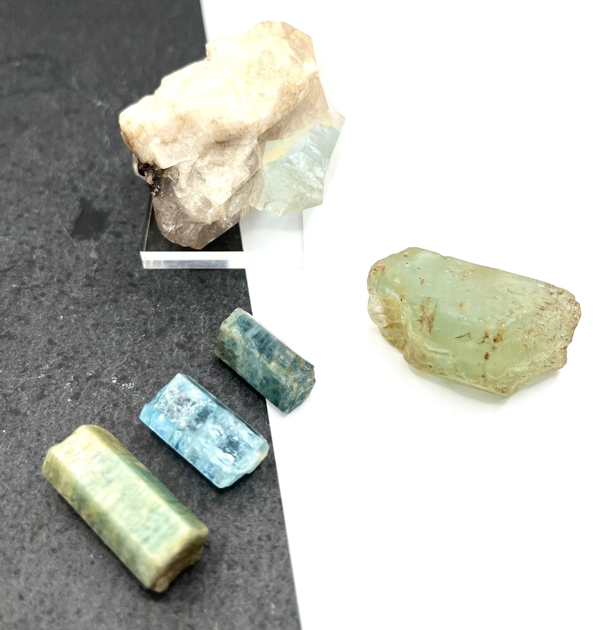 rough aquamarines
